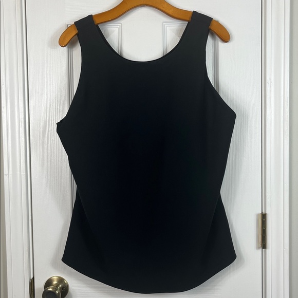 NWOT 32 degrees cool black tank top with built in bra. - Picture 1 of 6